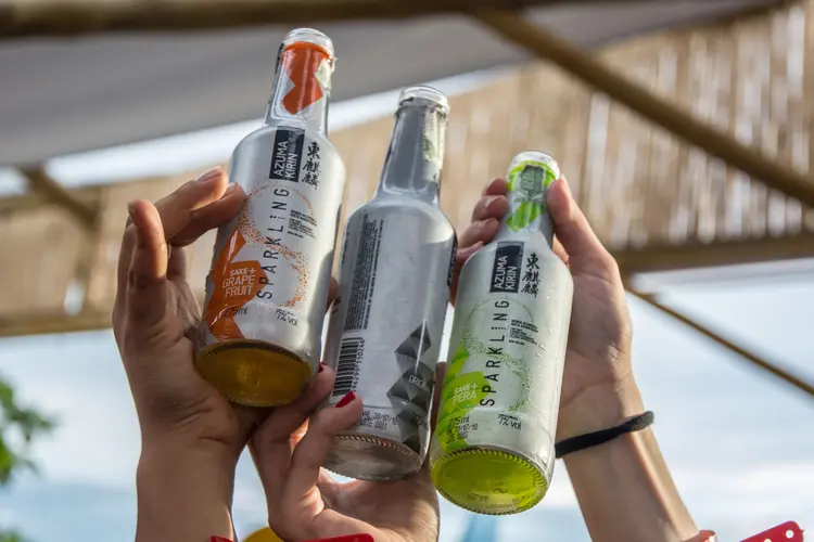 Nova Sparkling Sake: lançamento da Azuma Kirin (Kirin/Miguel Bória/Divulgação)