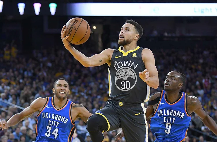 STEPHEN CURRY, DO GOLDEN STATE WARRIORS: sistema de captura de informações de posicionamento dos jogadores foi fundamental para sucesso do time (Thearon W. Henderson/Getty Images)