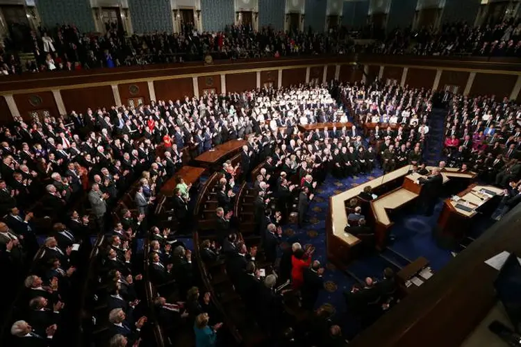 CONGRESSO AMERICANO: legislativo volta do recesso com assuntos como regulamentação de armas e imigração sobre a mesa / Alex Wong/ Getty Images (Alex Wong/Getty Images)