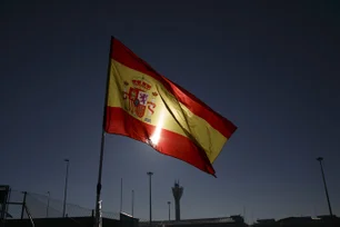 Imagem referente à matéria: Cheia de rio arrasta parte de ponte do século XV na Espanha; veja vídeo