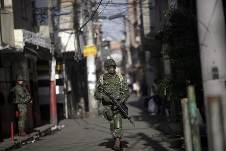 Intervenção: desde o início desta manhã, a cúpula do Exército está reunida em Brasília discutindo detalhes da intervenção (Ricardo Moraes/Reuters)