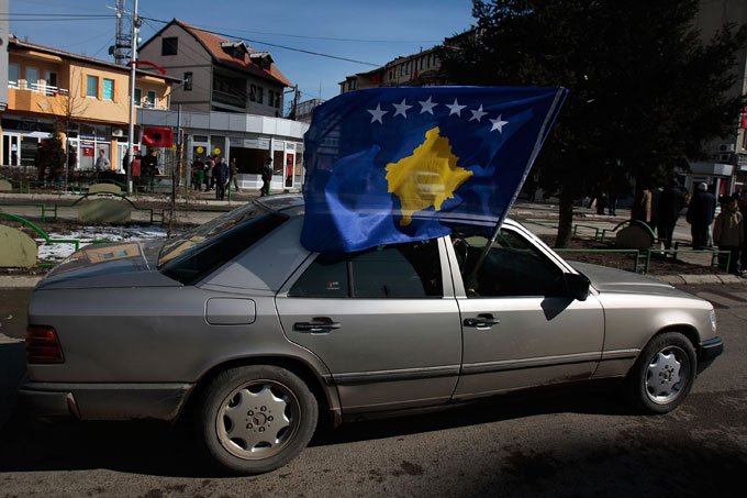 Kosovo: dez anos de independência marcados pela instabilidade