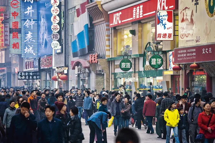 China: o país mais populoso do mundo sofreu em 2018 o primeiro declínio demográfico em pelo menos 70 anos (Tim Graham/Glow Images/Reprodução)