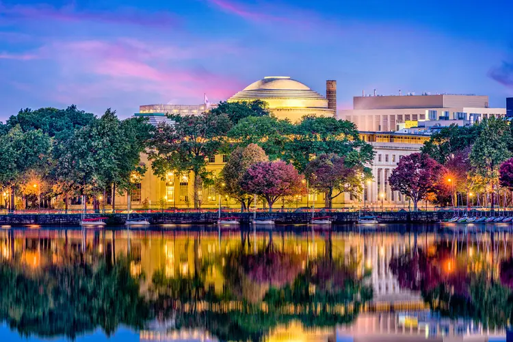 Massachusetts institute of technology (Sean Pavone/Thinkstock)