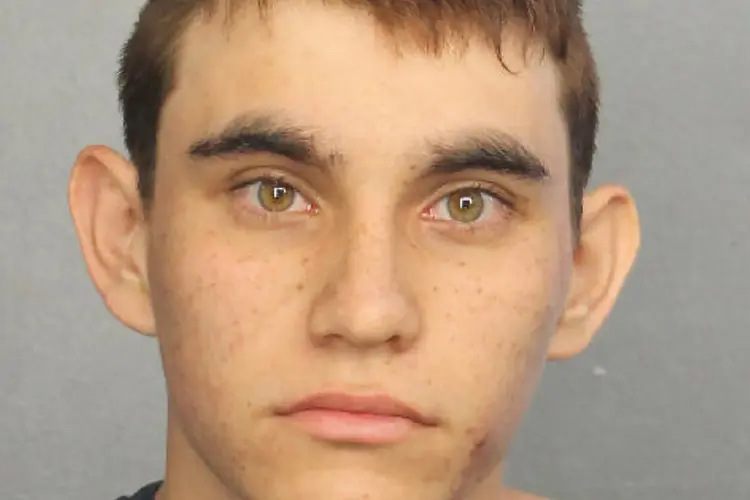 Nikolas Cruz: jovem de 19 anos era ex-aluno da escola e descrito como "louco por armas" (Broward County Sheriff/Handout/Reuters)