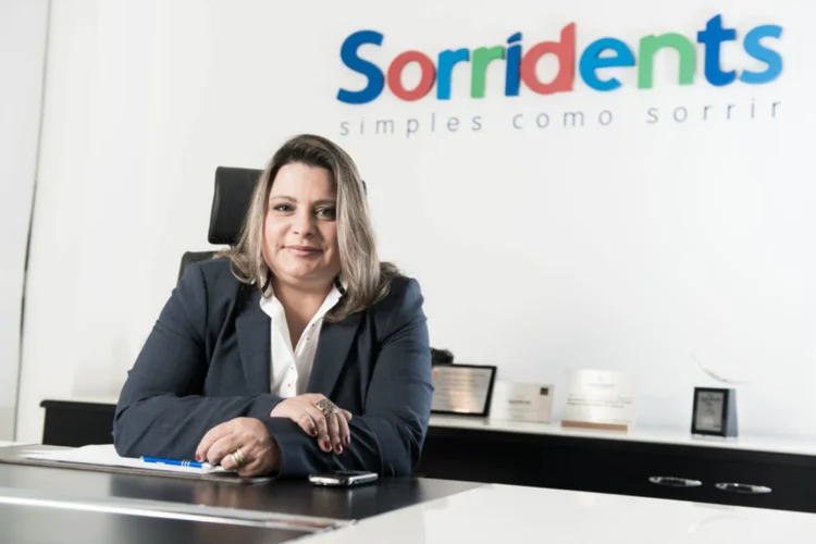 Carla Sarni, da Sorridents: ela queria abrir um consultório próprio para praticar o tipo de odontologia que pretendia (Sorridents/Divulgação)