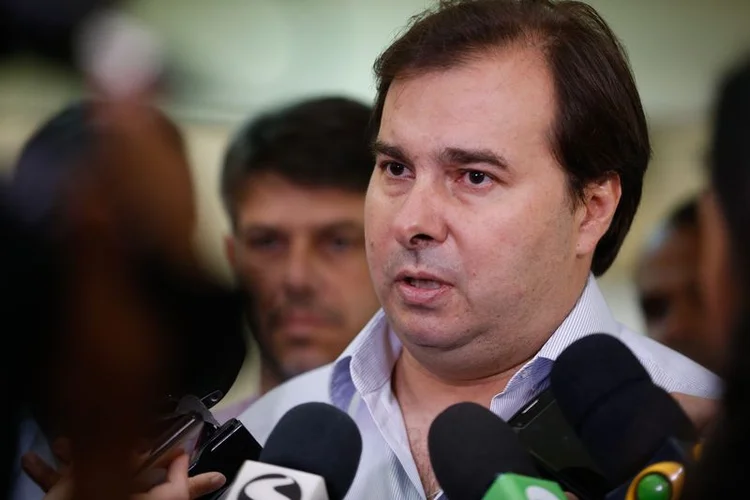 Maia: segundo Maia, a vedação é aplicada em discussão e votação no Plenário (Tânia Rêgo/Agência Brasil)