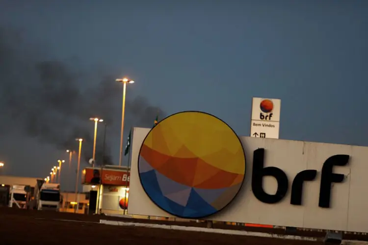 BRF informou, nesta quarta-feira, 27, que suspenderá por tempo indeterminado as atividades de produção de perus da unidade de Francisco Beltrão (Nacho Doce/Reuters)