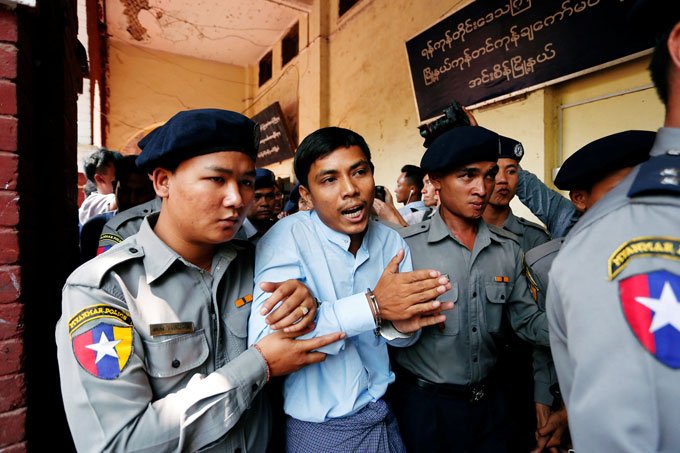 Repórteres vão a tribunal de Mianmar 100 dias após prisão