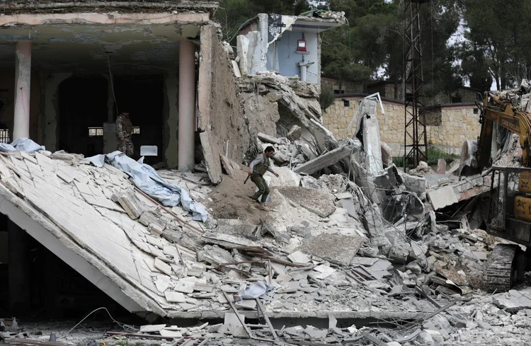 A ofensiva turca pretende recuperar o controle da região que é dominada pela milícia curdo-síria (YPG) (Khalil Ashawi/Reuters)