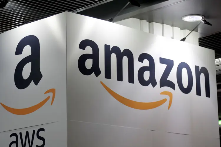 Amazon: ações da empresa subiram 81 por cento ao longo do último ano até segunda-feira, impulsionadas pelo crescimento acelerado da receita (Charles Platiau/Reuters)