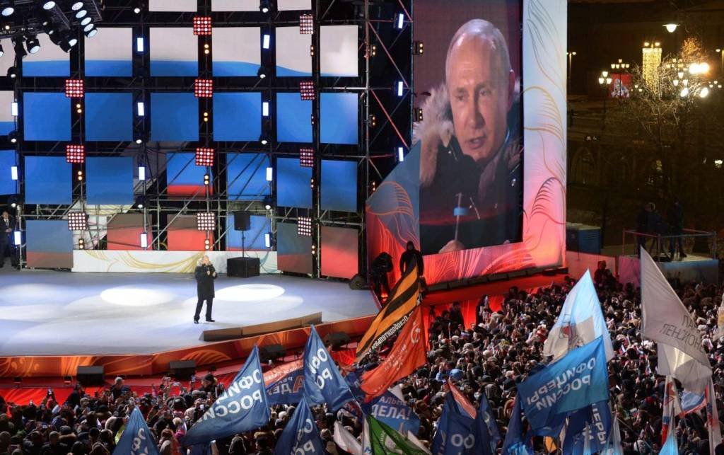 Após apuração concluída, Putin se reelege com 76% dos votos
