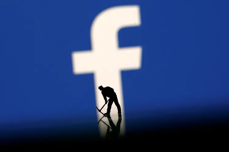 Facebook: empresa enviou um comunicado em que afirma que "nada é mais importante do que proteger a privacidade das pessoas" (Dado Ruvic/Reuters)