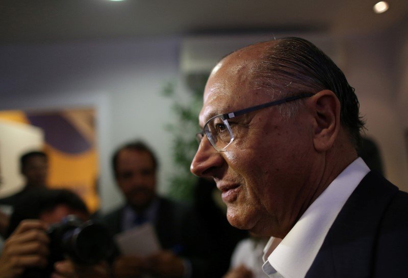 Pré-candidato, Alckmin promete reformas no 1º ano de mandato