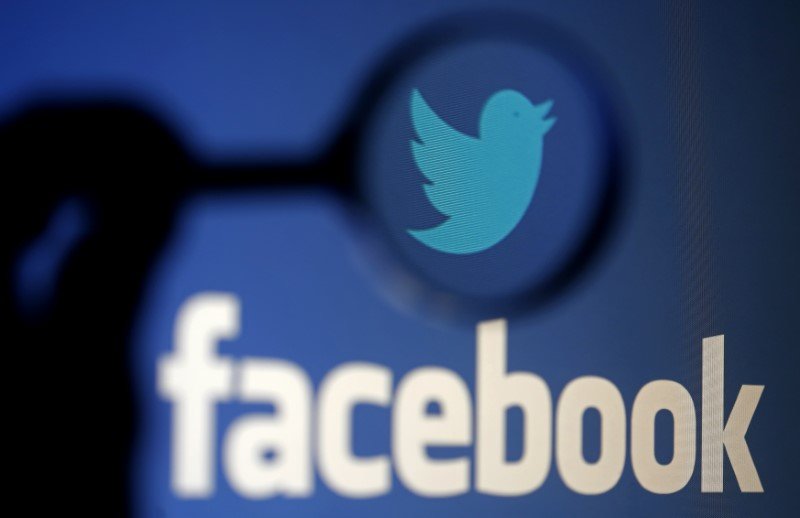 Ações de redes sociais recuam diante de receios de regulamentação