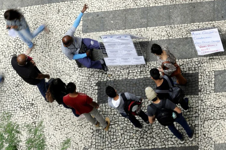 Contrato intermitente estabelece que o trabalhador possa ser chamado com até três dias de antecedência (Paulo Whitaker/Reuters)