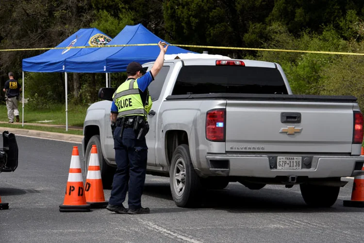 Texas: os investigadores trabalhavam até o momento com a hipótese de crimes racistas (Sergio Flores/Reuters)