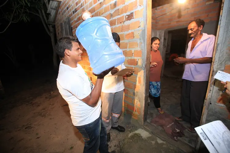 ALUMINA: moradores de Barcarena recebem água potável após contaminação de mananciais / MÁCIO FERREIRA | Agência Pará