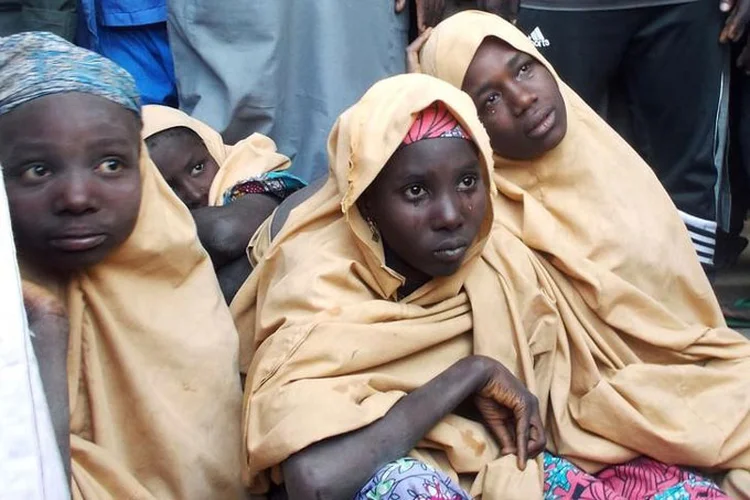 Nigéria: mais de 100 dessas meninas sequestradas há quatro anos foram liberadas, mas 112 permanecem ainda em cativeiro (Ola Lanre/Reuters)