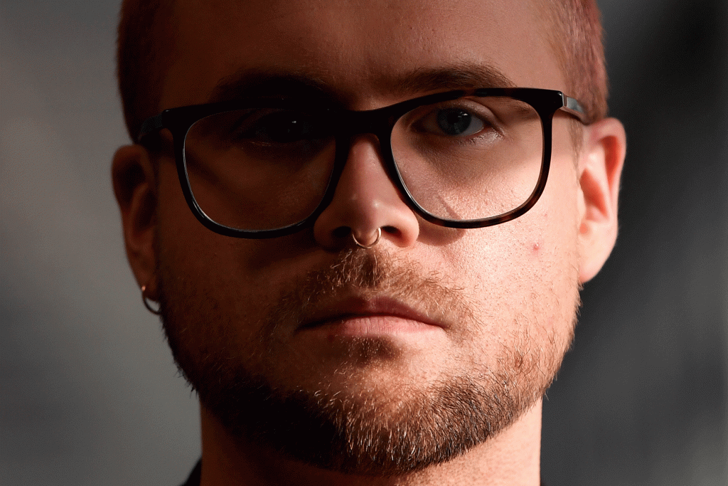 Conheça Christopher Wylie, o canadense que abalou o Facebook