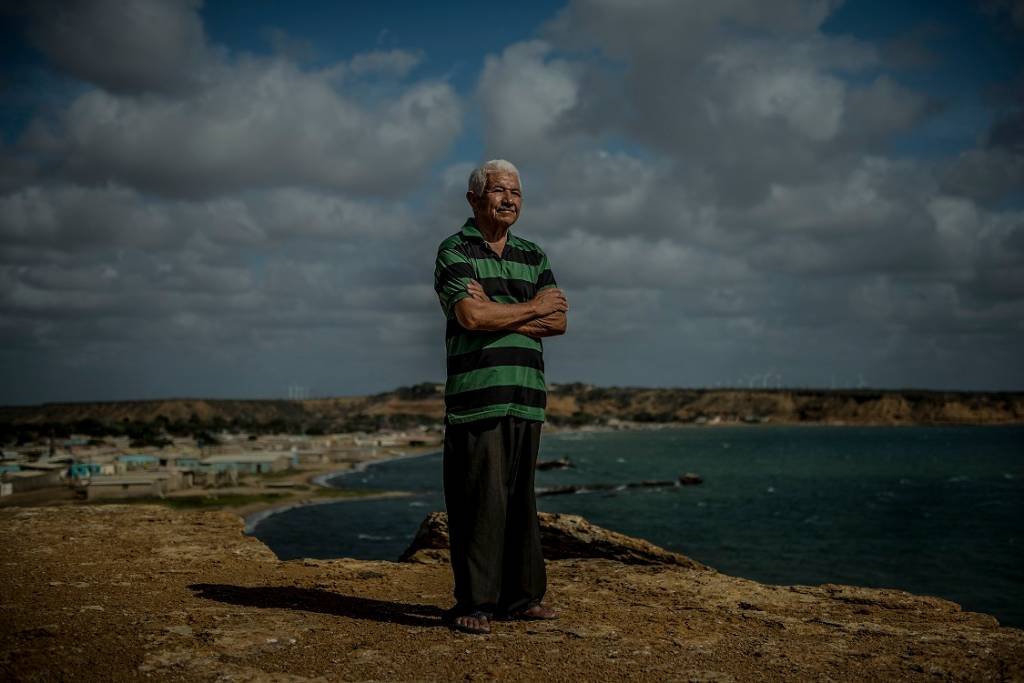 A luta solitária de um pescador venezuelano contra a poluição