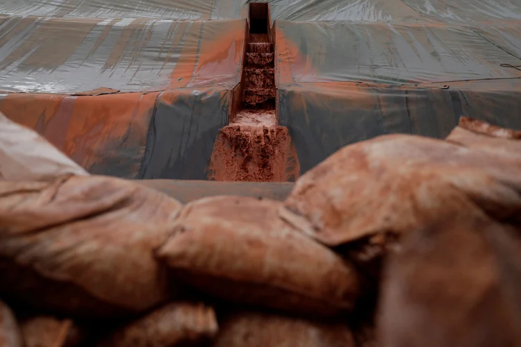 Alunorte: procedimentos médicos deverão ser custeados pelas duas empresas, que formam a mineradora Hydro Alunorte (Ricardo Moraes/Reuters)