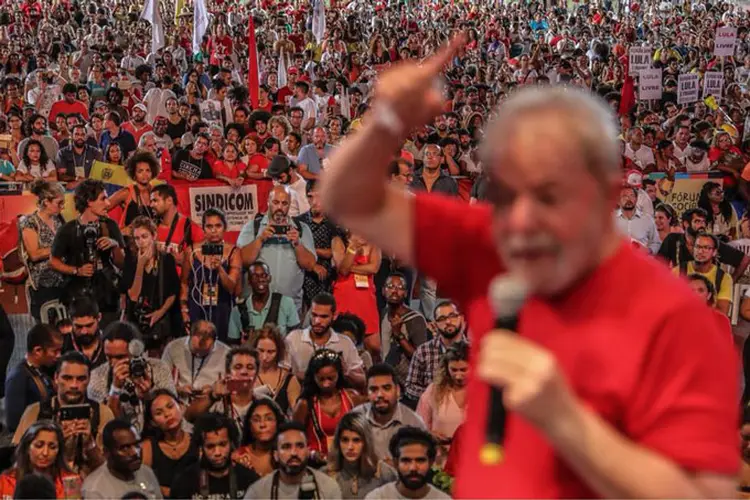 Ex-presidente Lula: apoio no Twitter (Lula/Facebook/Divulgação)