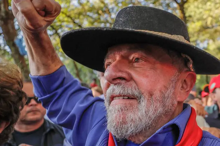 Lula: Em discurso, o ex-presidente afirmou que fazendeiros, quando obtêm financiamento milionário para compra de maquinários, "não só são mal-agradecidos como passam a vida falando mal do PT" (Lula/Facebook/Divulgação)