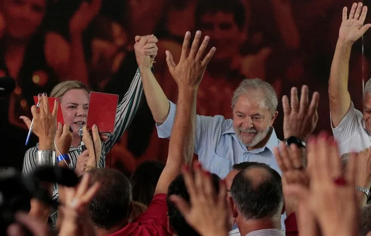 Lula: ex-presidente sugere que a imprensa, por ter divulgado as acusações contra Gleisi, deveria pedir desculpas (Leonardo Benassatto/Reuters)