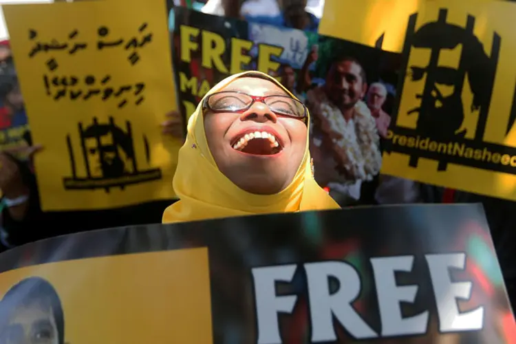 Maldivas: o presidente decidiu não acatar a decisão e na noite de 5 de fevereiro declarou o estado de emergência durante 15 dias (Dinuka Liyanawatte/Reuters)