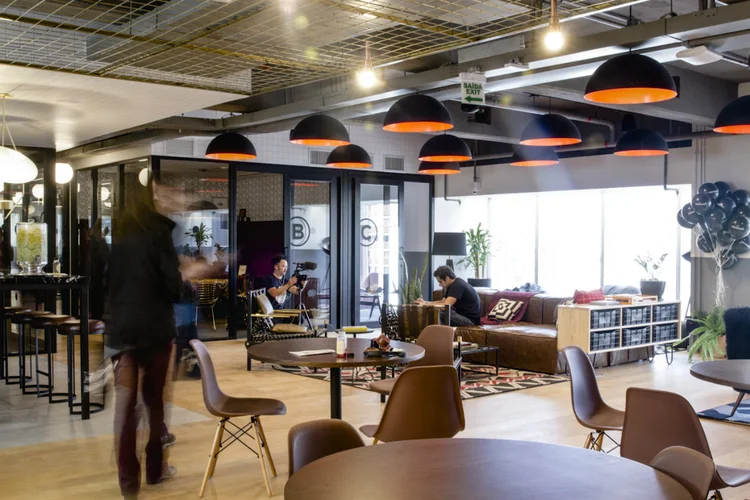 WeWork, em São Paulo: imobiliária tecnológica possui mais de 400 mil membros em seus mais de 425 prédios, espalhados por 100 cidades de 27 países (Midori De Lucca/WeWork/Divulgação)