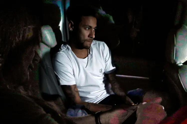 Neymar: Tite convive com a incerteza sobre as reais condições em que Neymar estará no torneio (Paulo Whitaker/Reuters)
