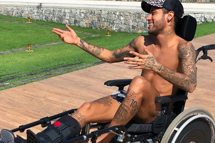 Neymar: O jogador mais caro do mundo disse que "o lado bom" da lesão é que ele chegará mais descansado ao Mundial. (Instagram/Reprodução)