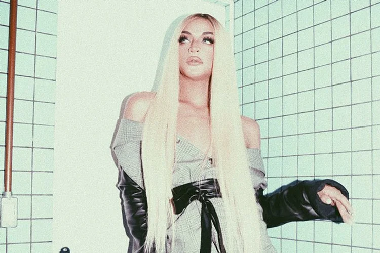 Além de Pabllo Vittar, outros artistas brasileiros já se envolveram no mercado de NFTs (Pabllo Vittar/Facebook/Divulgação)