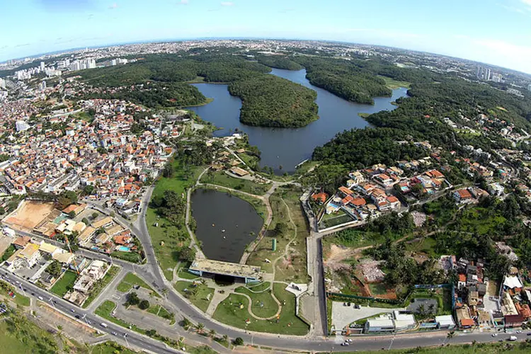 Pituaçu: o bairro ficou embaixo de água nesta terça-feira (Secretaria de Turismo da Bahia/Divulgação)