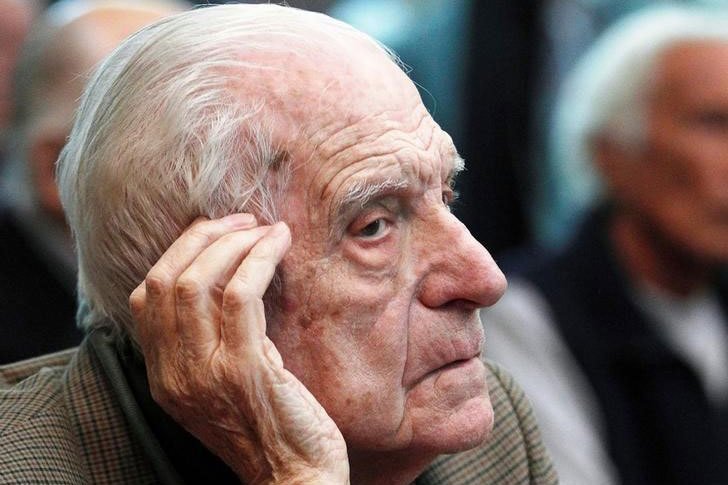 Morre último presidente da ditadura argentina