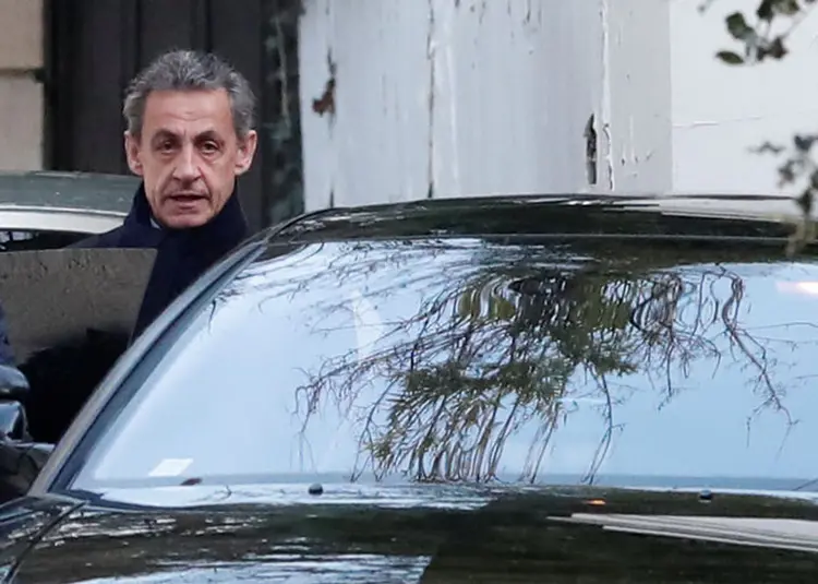 Sarkozy: ele voltou à noite para sua casa para dormir e chegou ao local antes das 8h (Benoit Tessier/Reuters)
