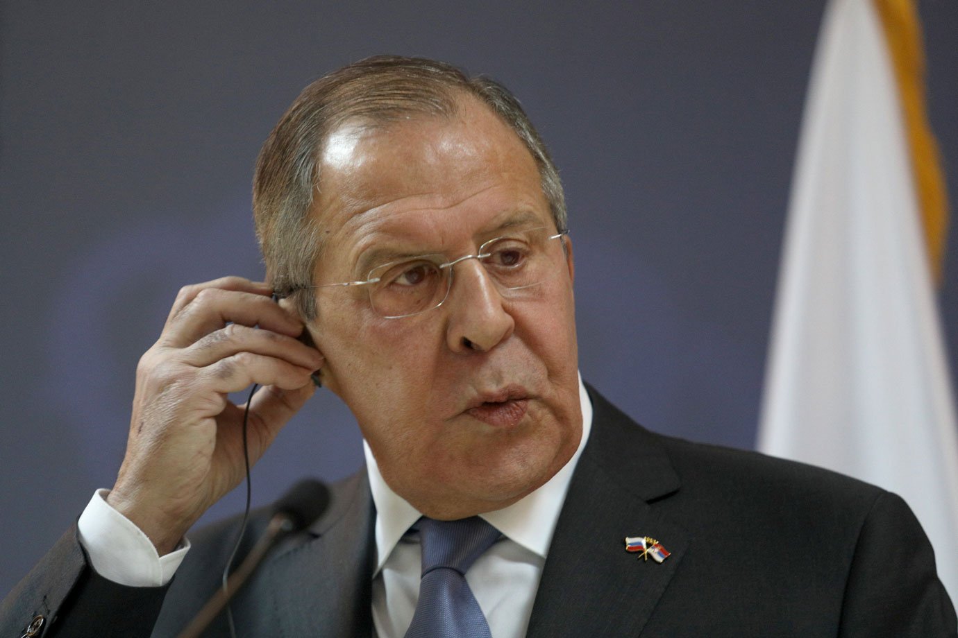 Rússia exige amostra de substância que envenenou ex-espião