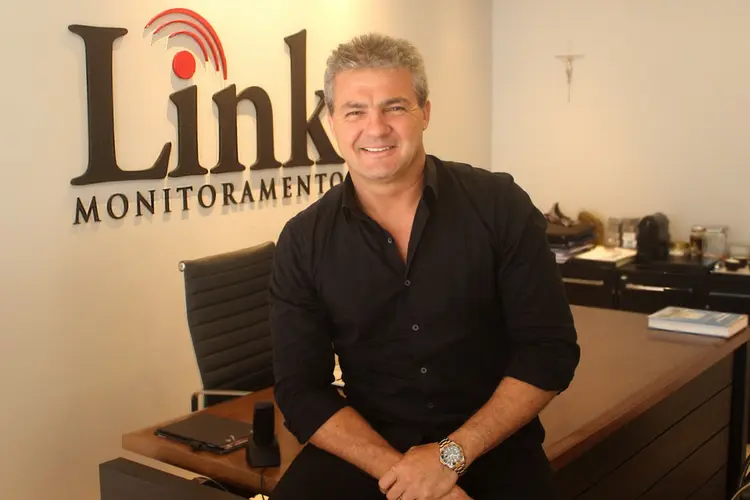 O empreendedor Silvio Torres, dono da Link Monitoramento (Carol Gelinsk/Link Monitoramento/Divulgação)