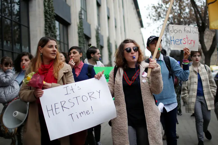 As mulheres transgênero querem a flexibilização dos procedimentos legais para mudar de sexo (David Mdzinarishvili/Reuters)