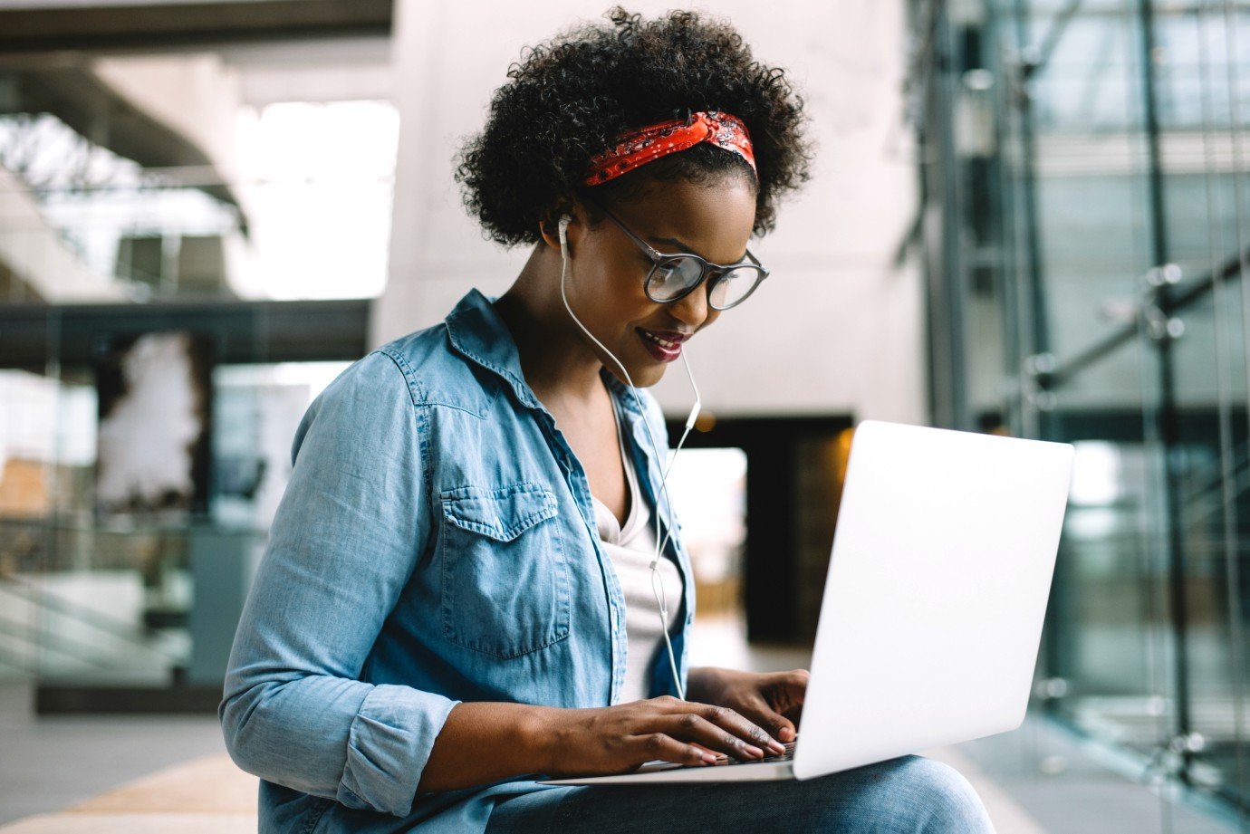 Feira de recrutamento gratuita terá vagas em grandes empresas para jovens