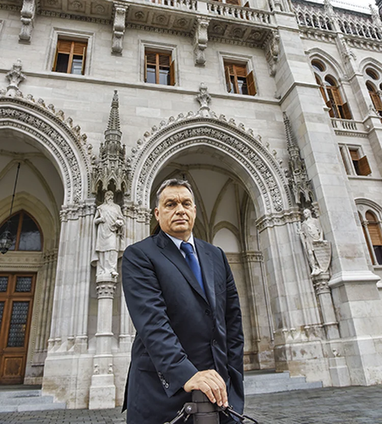 VIKTOR ORBÁN: Embora outros líderes populistas extremistas de países do bloco europeu tenham conquistado espaço político nos últimos anos, Orbán foi o primeiro entre eles a chegar à chefia de governo dentro da União Europeia / Daniel Biskup/Laif/Glow Images (Daniel Biskup/Laif/Getty Images)