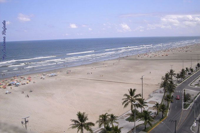 Menina de 11 anos é estuprada por 14 homens em Praia Grande, litoral de SP