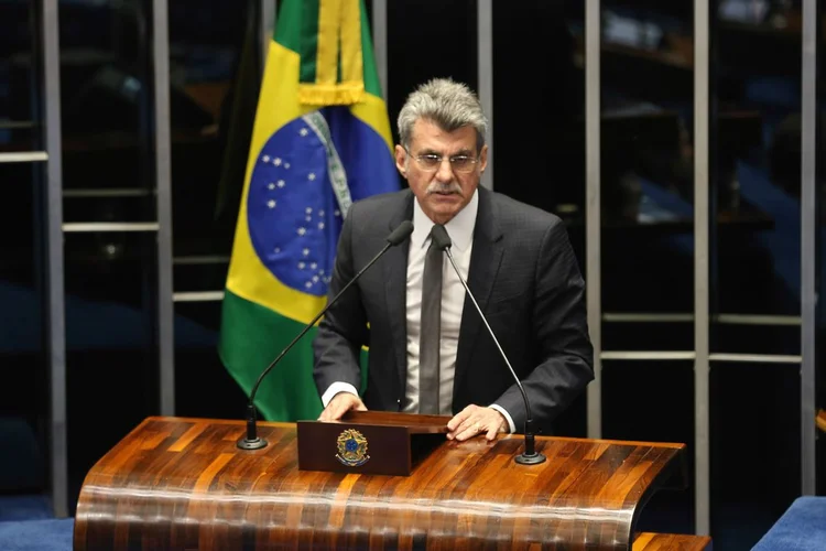 Jucá: proposta acontece em meio ao terceiro dia de protestos de caminhoneiros por todo o país contra a alta nos preços do diesel (Fabio Rodrigues Pozzebom/Agência Brasil)