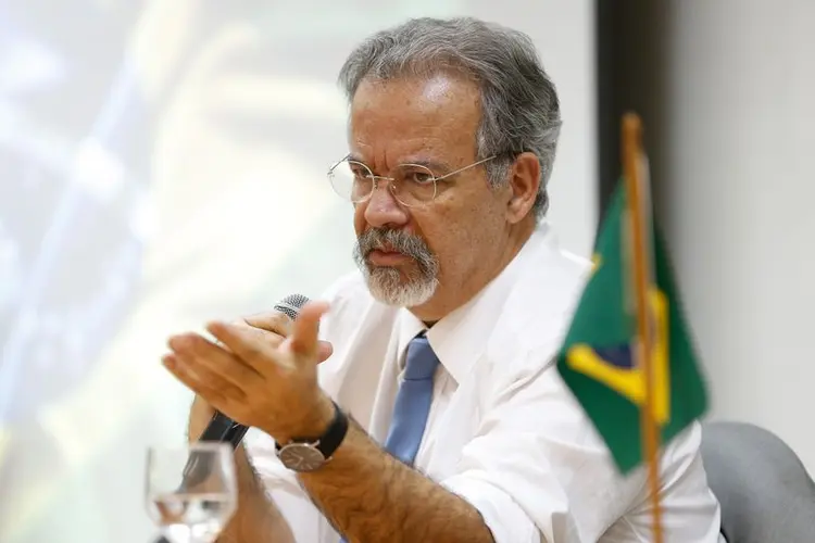 Raul Jungmann: "Manifestação é normal do regime democrático, que não é um regime de consenso, mas ele é regulado pela lei" (Tânia Rêgo/Agência Brasil)