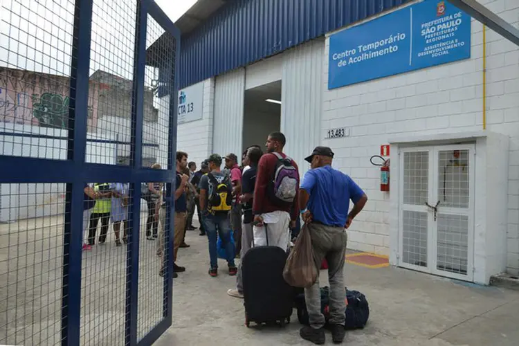 Venezuelanos chegam a centro de acolhimento em São Paulo (Rovena Rosa/Agência Brasil)