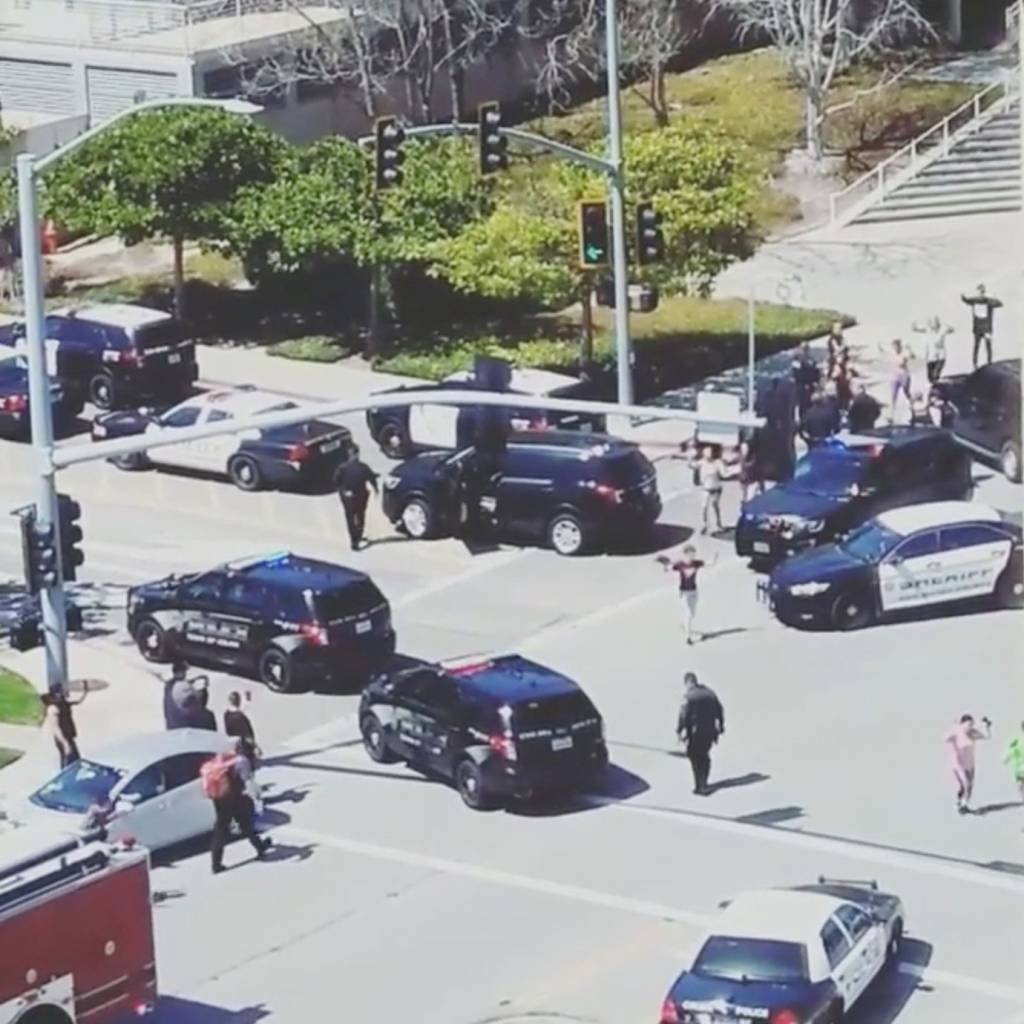Há relatos de vítimas em tiroteio em sede do YouTube na Califórnia