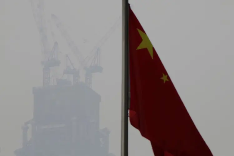 Bandeira da China: país está envolvido em múltiplas disputas com vizinhos menores no Mar da China Meridional (Jason Lee/Reuters)
