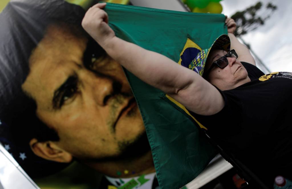 Lula não terá privilégios em visitas, decide Moro