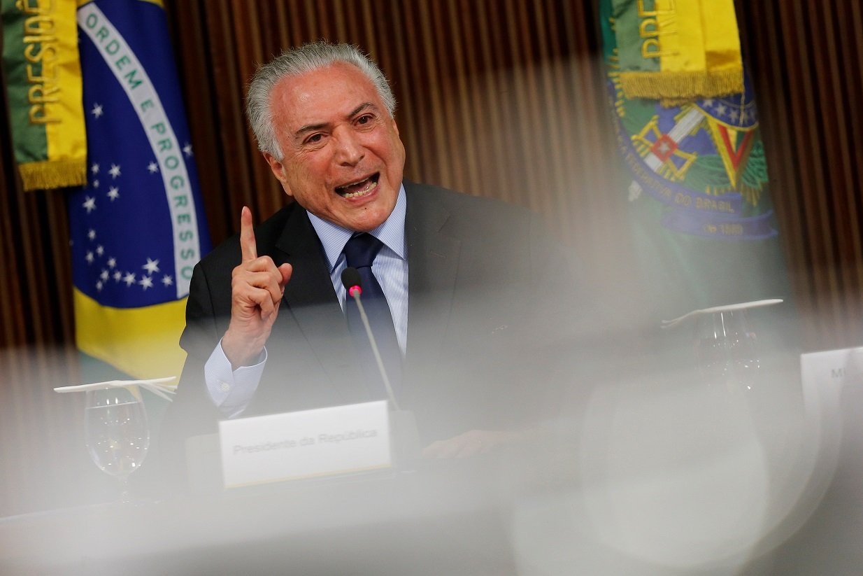 Temer reúne aliados para tentar "destravar" negociações sobre Eletrobras